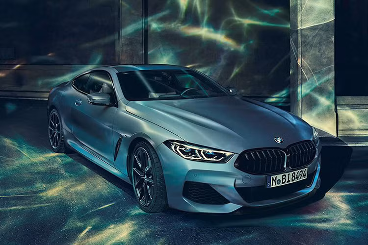 Hãng xe sang BMW của Đức vừa chính thức công bố phiên bản giới hạn cho mẫu coupe hạng sang đầu bảng BMW M850i xDrive Coupe First Edition mới với một số đặc tính độc đáo và sẽ được sản xuất số lượng giới hạn chỉ 400 xe trên phạm vi toàn cầu.