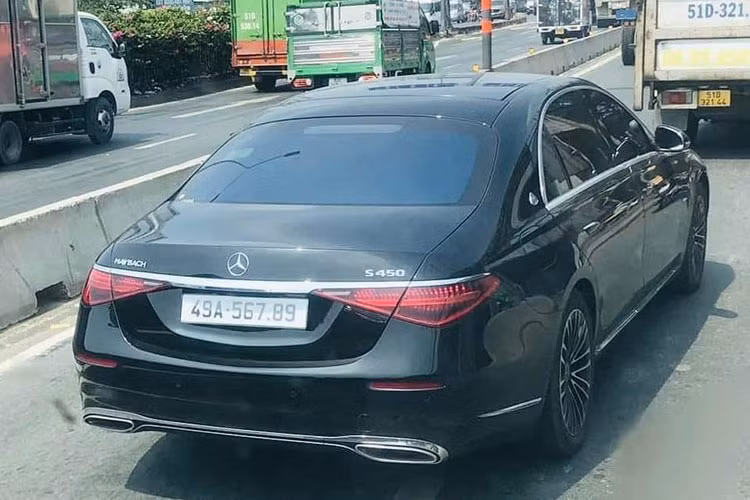 Mercedes-Maybach S450 4Matic hon 8 ty cua dai gia Da Lat trung 