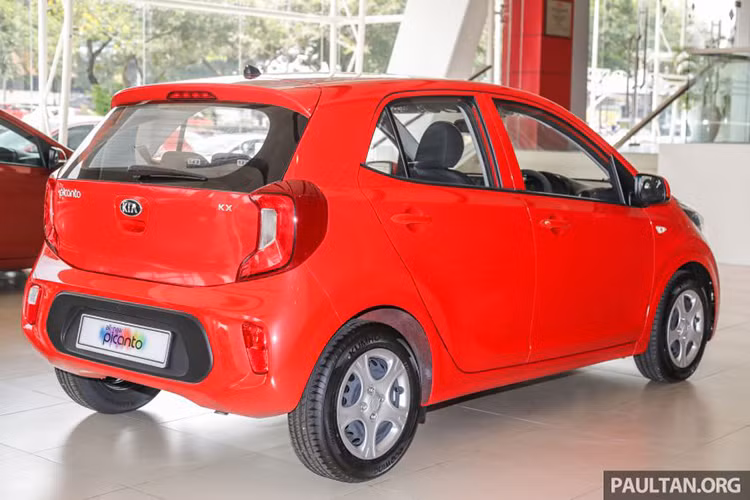 Tại thị trường Malaysia, hai biến thể Kia Morning (hay Picanto 2019) KX và X-Line được xem là sự bổ sung nâng cấp mới của dòng xe Kia giá rẻ. Giá bán Kia Morning 2019 lần lượt từ 44.888 RM (tương đương 249 triệu đồng) và 57.888 RM (tương đương khoảng 321 triệu đồng).