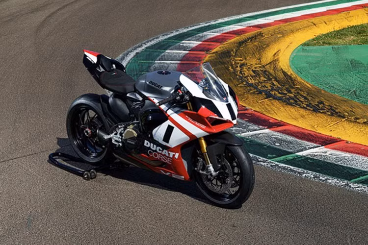Ducati Panigale V2 Superquadro Final Edition 2025 - 