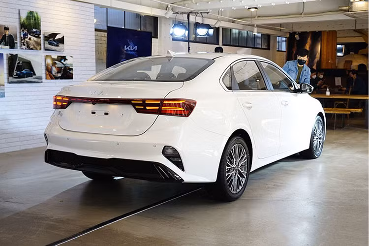 Kia Cerato 2022 da co mat tai Viet Nam, cho ngay ra mat-Hinh-3