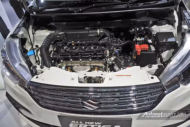Xe sử dụng khối động cơ 1,4L VVT, có khả năng tiết kiệm nhiên liệu với mốc 6.2L/100km, công nghệ phun xăng đa điểm, sản sinh công suất 91 mã lực tại 6.000 vòng/phút và mô-men xoắn cực đại 130Nm tại 4.000 vòng/phút, đi kèm hộp số tự động 4 cấp. Mức tiêu hao nhiên liệu của xe chỉ khoảng 5,3 lít/100km (18.06 km/lít).
