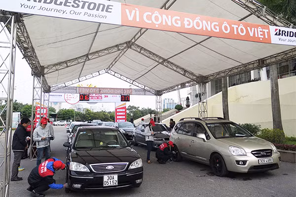 Ngay hoi Car Care Day 2015 sap dien ra tai Ha Noi-Hinh-2