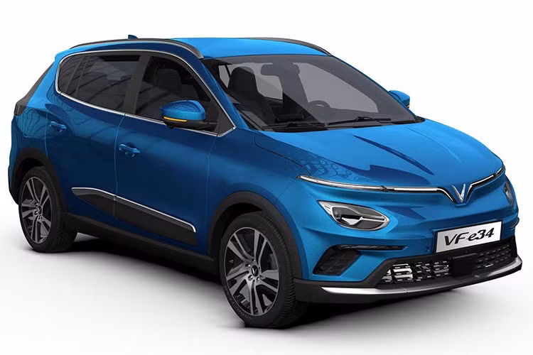Gan 3.700 khach dat mua oto dien VinFast e34 sau nua ngay