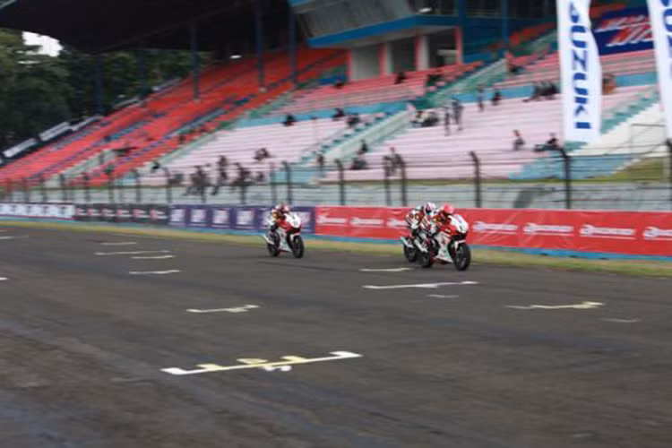 Tay đua Bùi Duy Thông sau đó bị chấn thương và không thể thi đấu. Chặng đua này là kinh nghiệm quý báu cho Thông trong việc xử lý các tình huống bất ngờ trên đường đua và sự thích ứng nhanh với các điều kiện đường đua chất lượng không tốt. Hy vọng tại chặng đua tiếp theo ở Ấn Độ, tay đua Bùi Duy Thông sẽ thi đấu tốt hơn.