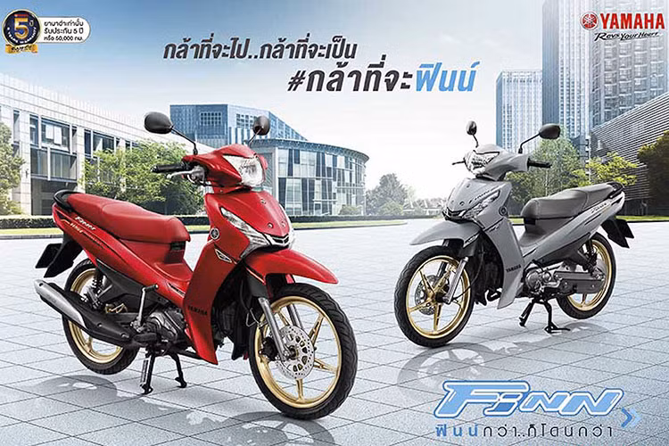 Thiết kế của Yamaha Finn 2023 được phát triển trên thông điệp “Khởi đầu mới cho hành trình yêu thương”. Xe hướng đến đối tượng khách hàng là những gia đình muốn tìm một mẫu xe máy số phổ thông có giá bán hợp lý, tiện dụng để đi lại hàng ngày.