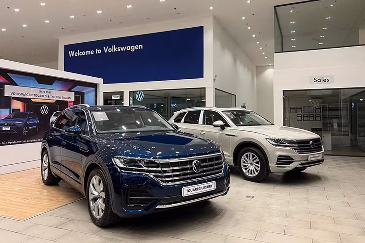 Volkswagen Touareg tai Viet Nam giam gia kich san 400 trieu dong