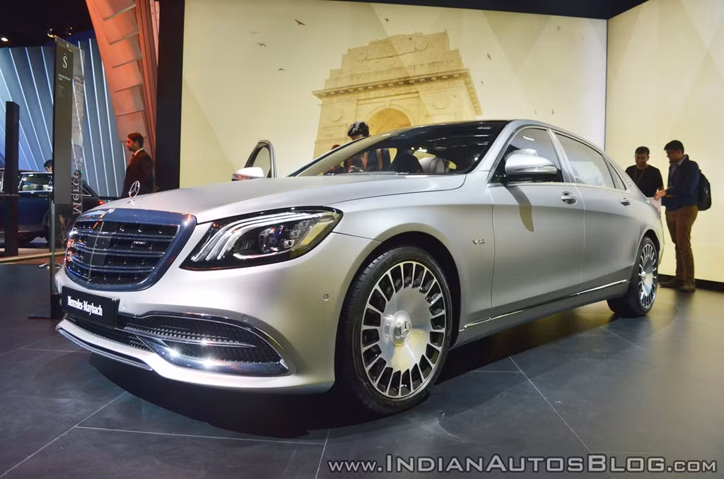 Tại triển lãm Auto Expo 2018, hãng xe sang Đức cũng đã ra mắt chiếc sedan đầu bảng của mình là Mercedes-Maybach S650 mới tại thị trường Ấn Độ, cùng với mẫu xe đàn em E-Class All-Terrain phiên bản mới.