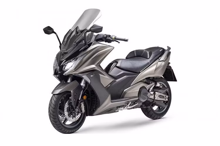 Trong cuộc chiến giữa những mẫu xe tay ga hoành tráng, trang bị hiện đại với khối động cơ lớn mang tên Maxi-Scooter thì ắt hẳn, chúng ta phải nhắc đến hãng xe Đài Loan Kymco với rất nhiều sản phẩm chất lượng - gây chú ý nhất chính là mẫu xe ga cỡ lớn Kymco AK550 đắt tiền.