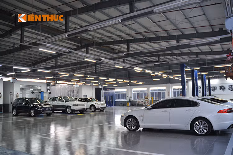 Những mẫu xe được mua chính hãng sẽ có chế độ bảo hành toàn cầu trong thời gian 3 năm hoặc 100.000 km (tuỳ theo điều kiện).