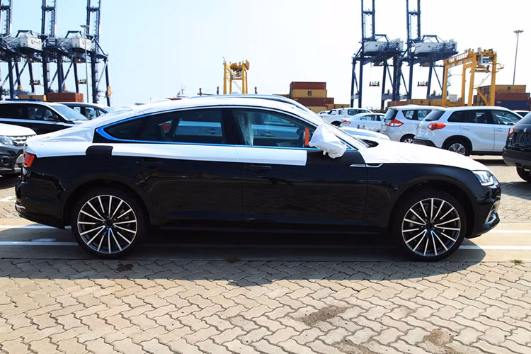 Theo thông tin từ phía Audi Việt Nam cho biết, AUDI AG chỉ sản xuất duy nhất 26 chiếc Audi A5 Sportback phiên bản giới hạn dành cho sự kiện APEC tại Việt Nam. Ngoài ra, những trang thiết bị đặc biệt được trang bị riêng cho mỗi mẫu xe phục vụ APEC 2017 đều được lựa chọn kỹ lưỡng bởi Ủy ban Quốc gia APEC 2017. 