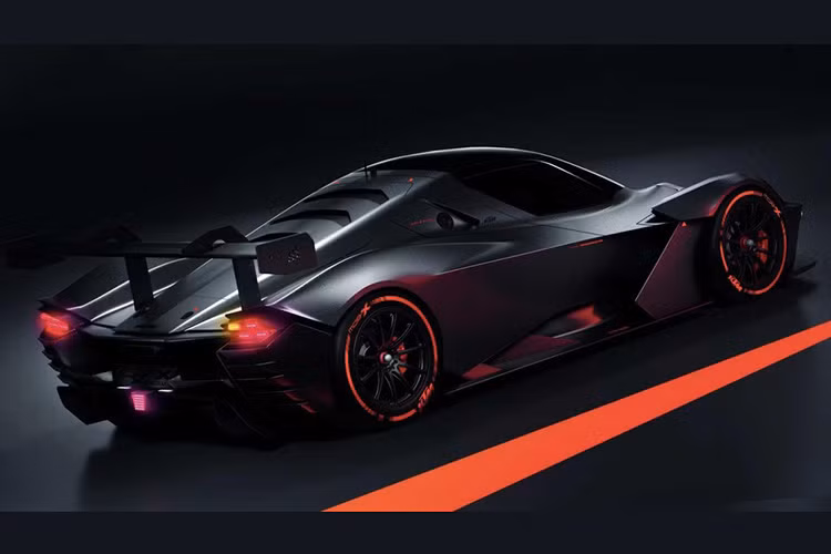 Kể từ khi chính thức được đưa vào sản xuất, đã có hơn 1.300 xe ôtô thể thao KTM X-Bow được xuất dưởng tại Áo. Cũng nhờ sản phẩm này mà KTM được xem là một trong hai nhà sản xuất ôtô của Áo vẫn còn hoạt động, bên cạnh hãng Magna Steyr. 