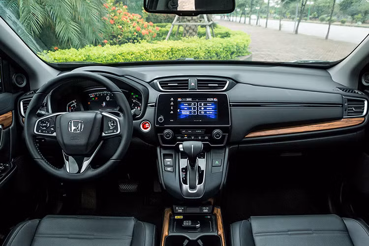 Chon Haval H6 cua Trung Quoc hay Honda CR-V Nhat Ban tai Viet Nam?-Hinh-4