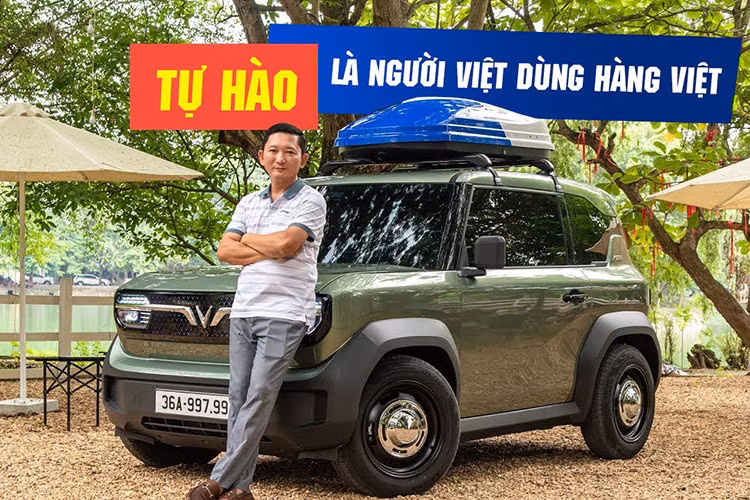 Trong khi đó, tại Thanh Hóa, một chủ nhân VinFast VF3 đã gắn lên xe biển số 36A-997.99. Biển số này đặc biệt khi sở hữu 4 số 9 và sắp xếp cân đối. Số 9 được đọc là "cửu", mang ý nghĩa bền vững, vĩnh cửu, chắc chắn. Trong khi số 7 ở giữa lại thành thần tài "79". Được biết, biển số 36A-997.77 đã được đấu thành công với số tiền 300 triệu đồng.