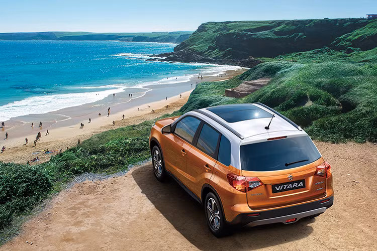 Tại thị trường Việt Nam, Vitara được Việt Nam Suzuki niêm yết với mức giá 729 triệu đồng (bao gồm VAT).