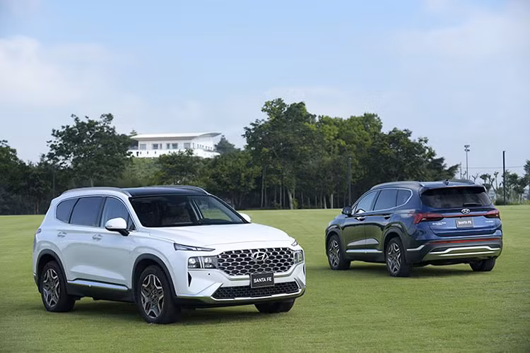 Loat oto Hyundai giam gia thang 5, SantaFe giam toi 100 trieu dong
