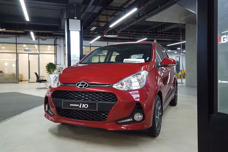 Hyundai Grand i10 2021 giam 50 trieu tai Viet Nam, 