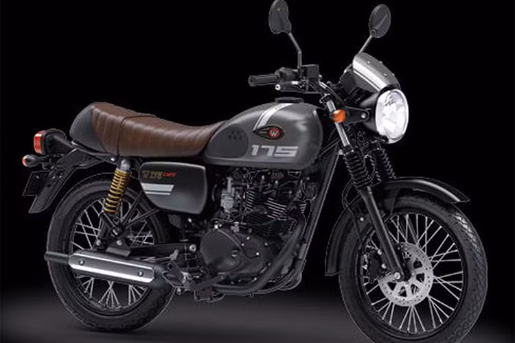 Là thành viên thuộc dòng W của hãng xe Nhật, mẫu xe hoài cổ Kawasaki W175 Cafe 2020 mang thiết kế truyền thống đơn giản. Xe không thay đổi kích thước so với phiên bản cũ hiện tại, cân nặng là 126kg.