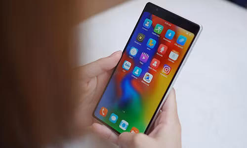 Bphone 3 chuan bi 