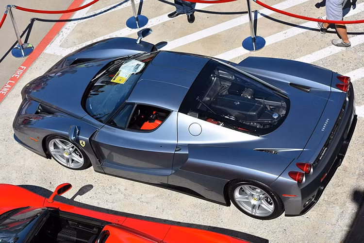 Bên cạnh những siêu xe Ferrari nổi bật, nhiều cái tên đình đám trong giới siêu xe triệu đô như McLaren P1, Ferrari LaFerrari, Ferrari Enzo, Porsche 918 Spyder, Pagani Huayra cũng góp mặt trong ngày hội.