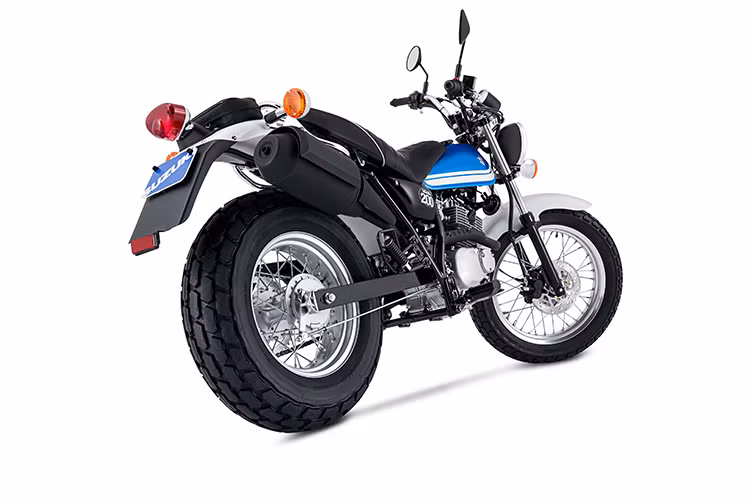 Về cơ bản thì động cơ này cũng giống với động cơ của "người anh em" của mình - chiếc DR200S nhưng có thêm phun xăng điện tử. Theo như Suzuki cam kết động cơ cho phép “tăng tốc nhanh và lướt êm ái”.