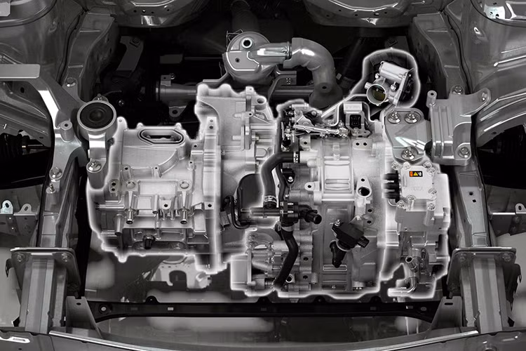 Hãng xe ôtô Mazda không đề cập tới hệ thống máy bên dưới nắp capô, nhưng một trong những hình ảnh thông báo kế hoạch xe điện của công ty có xác nhận sự quay trở lại của thiết kế động cơ xoay. Trên quãng đường 160.000 km, mẫu e-TPV có mức ảnh hưởng môi trường tương tự một chiếc Mazda3 chạy động cơ xăng.