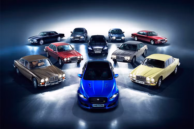 Phiên bản mới của mẫu sedan Jaguar XJ50 mới sẽ chính thức có mặt tại Triển lãm Motor Show Bắc Kinh 2018 tại Trung Quốc lần này. Cụ thể, xe sẽ có cả bản trục cơ sở tiêu chuẩn và trục cơ sở kéo dài với lựa chọn động cơ xăng 3.0L 340PS và động cơ dầu 300PS.
