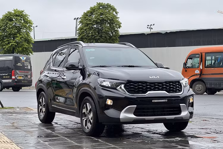Kia Sonet thong linh phan khuc SUV co A gia re