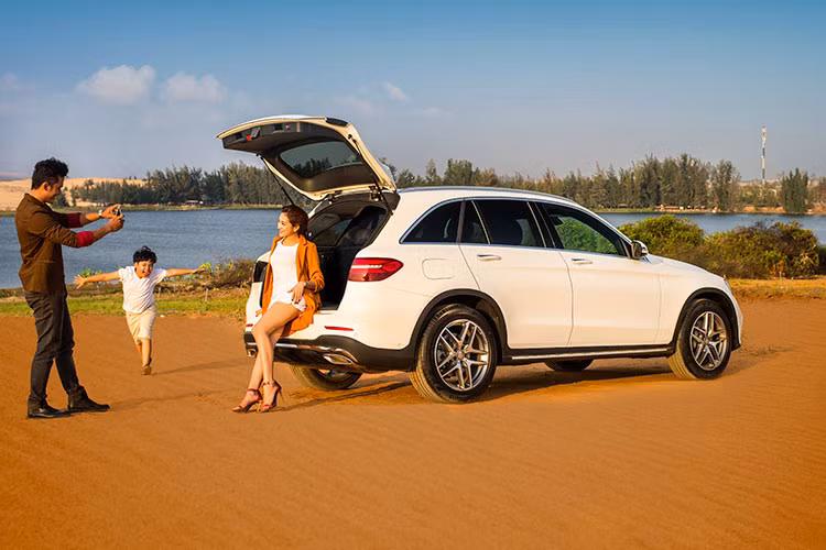 Bên cạnh thị trường Thế giới, các mẫu xe thể thao đa dụng (SUV) của Mercedes-Benz Việt Nam (MBV) cũng đã gặt hái nhiều thành tựu trong năm 2016. Bên cạnh những chỉ số tăng trưởng, MBV cũng đã có những bước đi chiến lược để phát triển bền vững tại thị trường Việt Nam.