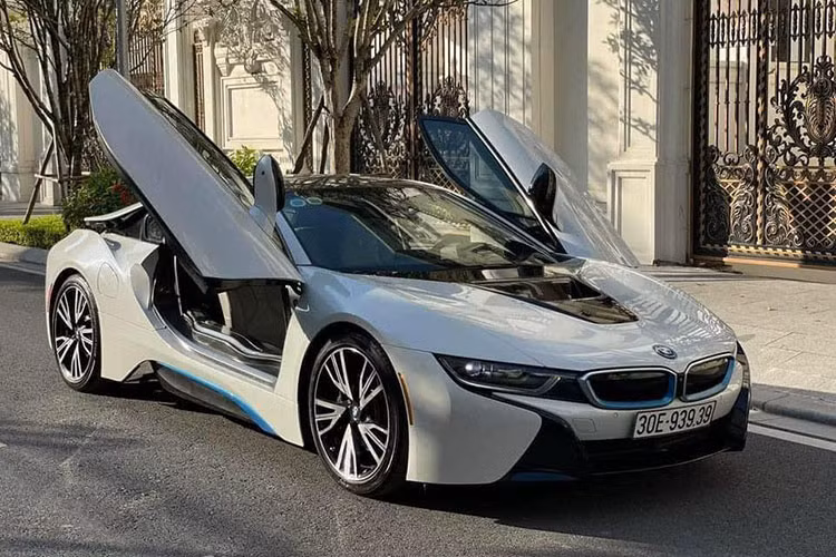 Sieu xe BMW i8 bien cap 