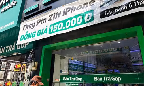 Cửa hàng sửa chữa treo quảng cáo thay pin zin iPhone đồng giá 150.000 đồng là sai sự thật.