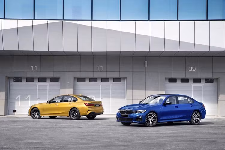 Phiên bản trục cơ sở kéo dài của mẫu xe sang BMW 3-Series mới có thể đã được phát hiện hồi đầu tháng này Trung Quốc. Nhưng giờ đây, nó đã chính thức ra mắt ở hội trường Triển lãm Ô tô Thượng Hải 2019.