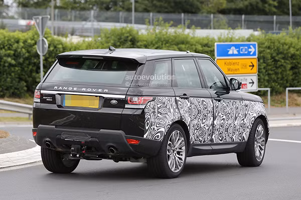 Range Rover Sport 2017 lo dien tren duong thu-Hinh-2