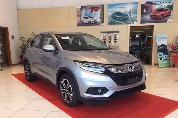 Honda HR-V va Accord bi “khai tu” tai Viet Nam do loi danh may