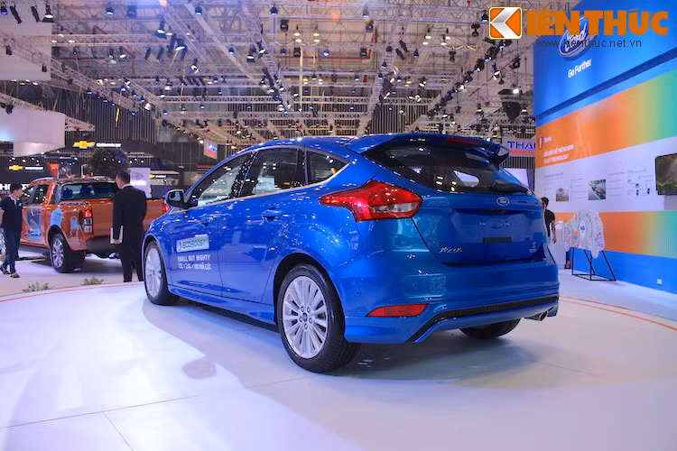 Vì lẽ đó, doanh số của mẫu xe Focus của Ford Việt Nam vẫn chỉ loanh quanh ở tầm 70 – 90 xe/tháng, thua xa so với mức hàng trăm, thậm chí cả nghìn xe bán ra mỗi tháng của các đối thủ như Mazda3 hay Kia Cerato.