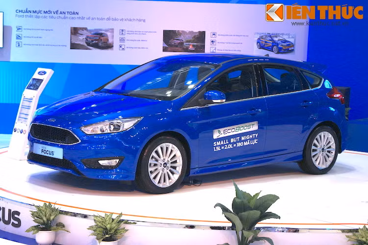 Focus mới được Ford Việt Nam lắp ráp tại nhà máy ở Hải Dương, xe sở hữu động cơ EcoBoost hoàn toàn mới 1.5l 4 xi-lanh tăng áp, phun nhiên liệu trực tiếp có công suất 177 mã lực và mô-men xoắn cực đại 240 Nm và được trang bị hộp số tự động 6 cấp Select Shift.