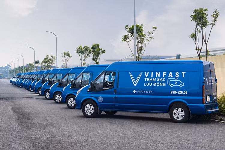 Dich vu sac pin xe dien Vinfast luu dong 24/7 co mat tren toan quoc-Hinh-3