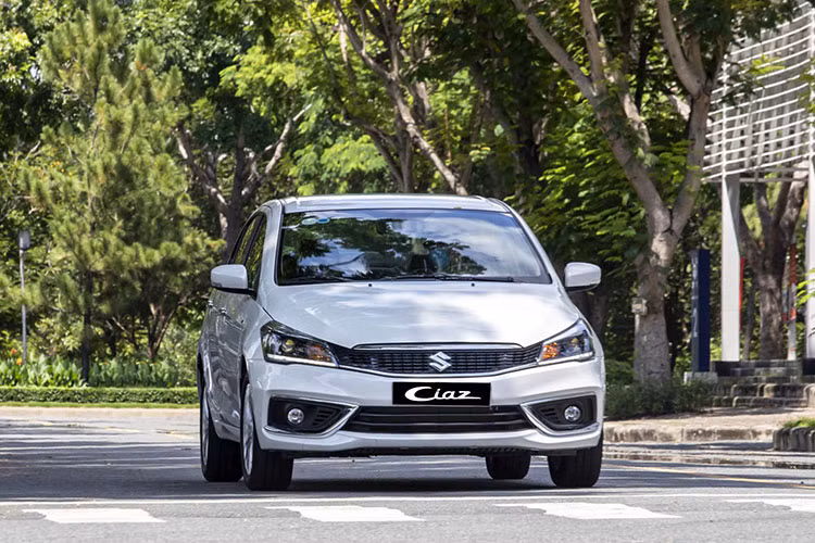Suzuki Ciaz bat ngo ngung ban tai thi truong Philippines