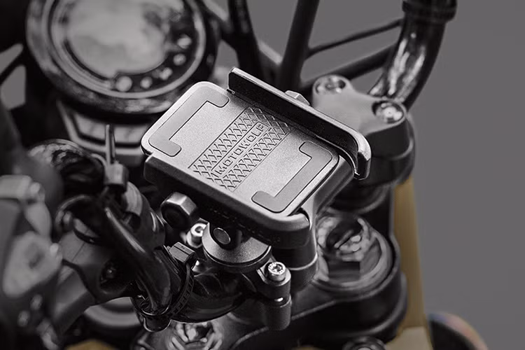 Theo đó, xe máy Honda CT125 sẽ có những bộ trang bị hiện đại và phục vụ cho chiếc xe tốt hơn trong việc đi đa địa hình và có thể tùy chỉnh, tùy chọn theo ý muốn của người chơi.