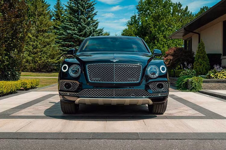 Tuy nhiên, đừng hi vọng chiếc Bentayga của Inkas có thể gia tốc từ 0-96 km/h trong vòng 4 giây. Điều này có thể thay đổi với bản Bentayga Speed nếu Inkas quyết định động tay lên nó.