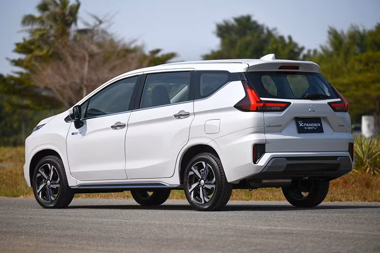 Theo đó, thương hiệu ôtô Mitsubishi sẽ không chỉ tập trung ra mắt sản phẩm mới mà còn đẩy mạnh mở rộng quy mô sản xuất tại nhà máy Mitsubishi Motors Krama Yudha Indonesia.