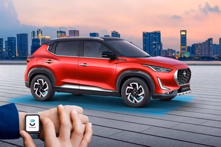 Nissan Magnite thế hệ mới được định vị thấp hơn so với mẫu Kicks. Kích thước dài, rộng và cao của xe lần lượt là 3.994 x 1.758 x 1.572 (mm), cùng chiều dài cơ sở 2.501 mm. Đây là kích thước nhỏ hơn so với đối thủ Kia Sonet (4.120 x 1.790 x 1.642) và Toyota Raize (4.030 x 1.710 x 1.605). Trong khi chiều dài cơ sở của Magnite gần bằng với Sonet (2.500 mm) và Raize (2.525 mm).