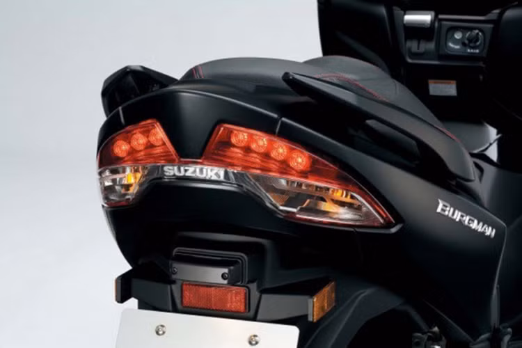 Nhiều khả năng, mẫu xe ga Suzuki Burgman 180 sẽ được trang bị phiên bản động cơ tương tự như động cơ của chiếc Burgman 200 bán ra tại châu Âu, tuy nhiên phần xylanh sẽ có đường kính nhỏ hơn.
