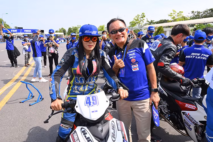 Dan choi xe may Viet do ve Can Tho tham du Yamaha GP 2021-Hinh-2
