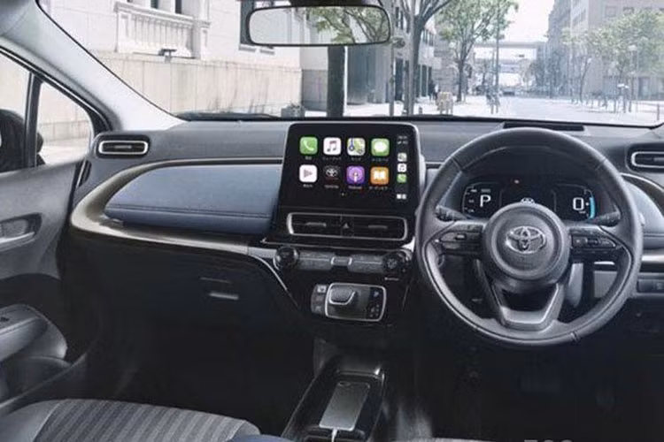 Tại thị trường Nhật Bản, Toyota Sienta 2023 sẽ có 3 phiên bản là X, G và Z. Ngoài ra, xe còn có nội thất 5 chỗ hoặc 7 chỗ. Là xe MPV giá rẻ nhưng Sienta được trang bị khá tốt ở thế hệ mới như màn hình thông tin giải trí 10,5 inch, hệ thống âm thanh 6 loa...