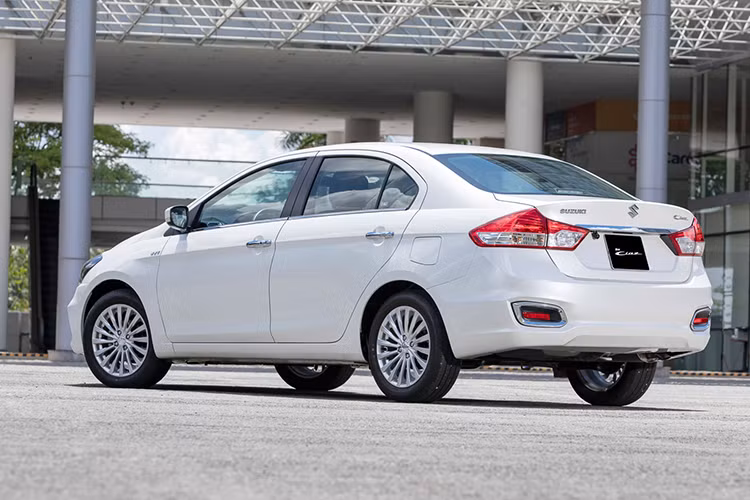 Suzuki Ciaz 2020 sử dụng động cơ xăng 1.4L 4 xy lanh (WT K14B) và hộp số tự động 4 cấp. Xe cho công suất tối đa 91 mã lực tại 6,000 vòng/phút. Momen xoắn tối đa 130 Nm cho mỗi 4,000 vòng/phút. Tiêu hao nhiên liệu: 4,72 lít/100 km đường trường; 7,65 lít/100 km đường đô thị và 5,79 lít/100 km đường hỗn hợp. 