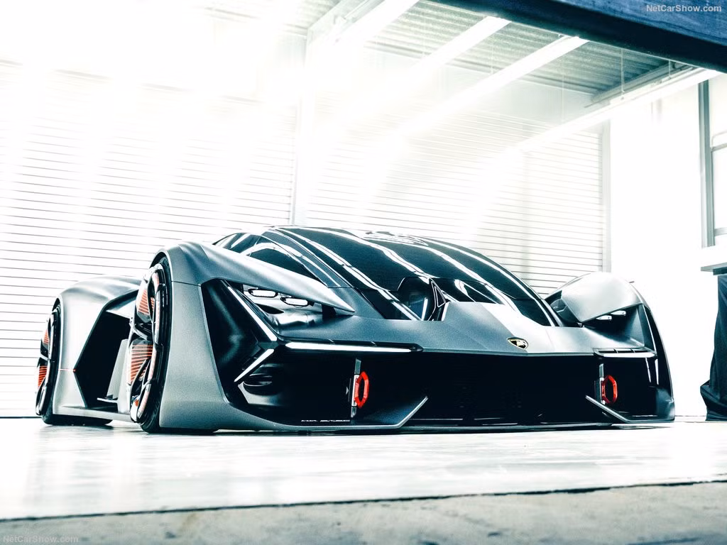 "Đây là cơ hội đặc biệt để hãng siêu xe Lamborghini luôn làm tốt nhất có thể: định nghĩa lại các khái niệm về siêu xe. Chúng tôi đang phát triển một chiếc concept thú vị và tiên tiến, lấy cảm hứng từ phương châm Lamborghini phải luôn tạo ra ước mơ cho thế hệ sau".