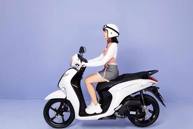 Yamaha Janus phong cach thoi trang thu dong cua cac co nang GenZ-Hinh-4