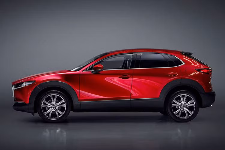 Cuối cùng là những trang bị an toàn tương tự Mazda3 2019 với 7 túi khí và hệ thống trợ lái i-Activsense. Trong đó, hệ thống i-Activsense bao gồm tính năng cảnh báo ngủ gật cho người lái, cảnh báo giao thông phía trước và kiểm soát hành trình thích ứng ở tốc độ thấp.