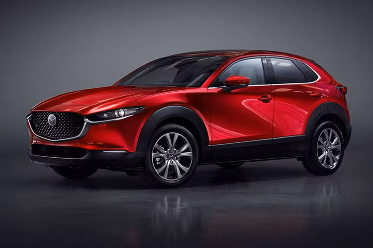 Tại thị trường châu Âu, Mazda CX-30 có tổng cộng 9 tùy chọn màu sơn ngoại thất, bao gồm đỏ Soul Red Crystal, xám Machine Grey và xám Polymetal Grey. Dự kiến, mẫu crossover này sẽ được bày bán trên thị trường châu Âu vào giữa năm nay. Sau đó, Mazda CX-30 mới được phân phối tại các thị trường khác trên toàn cầu. Giá xe Mazda CX-30 hiện vẫn chưa được công bố.
